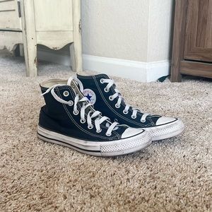 CONVERSE ALL STAR chuck taylors women’s size 6